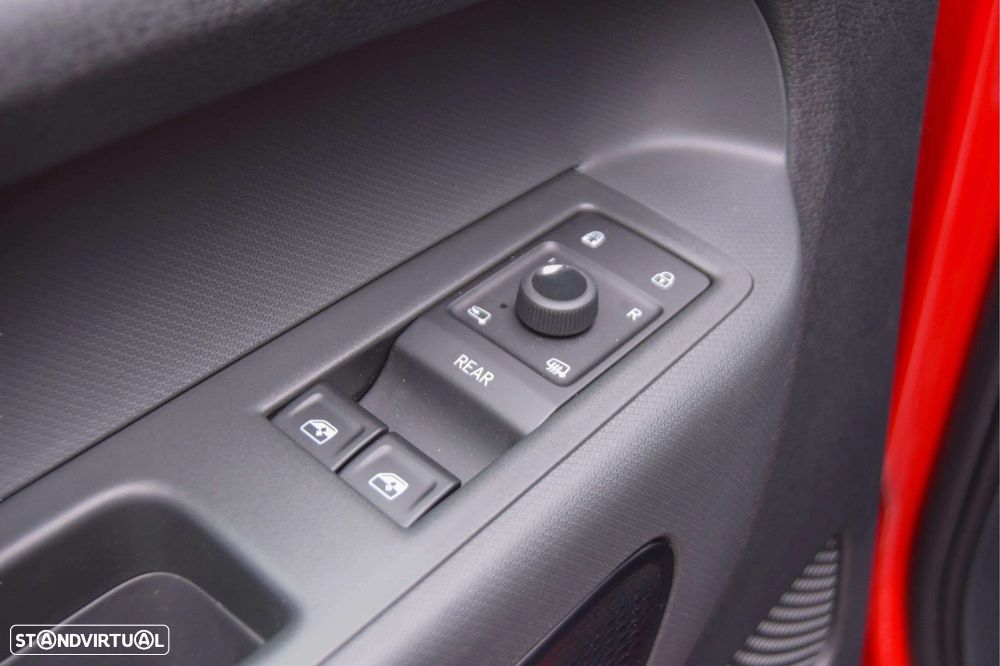 VW ID.Buzz 84 kWh GTX 4Motion - 35