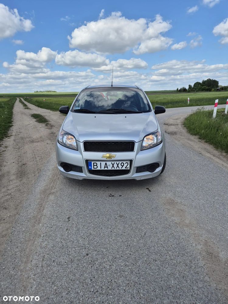 Chevrolet Aveo 1.2 16V Base - 12