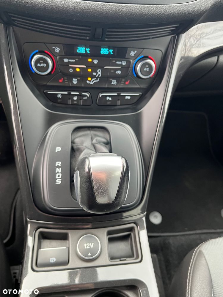 Ford Kuga 1.5 EcoBoost 2x4 Titanium - 22