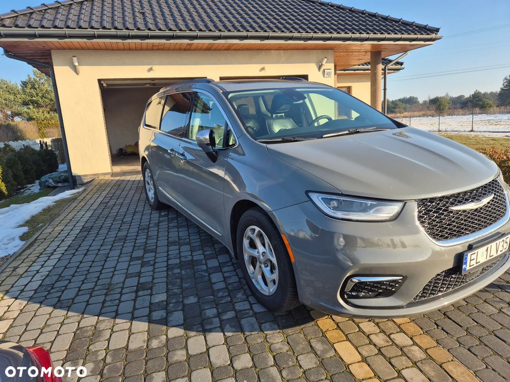 Chrysler Pacifica - 6