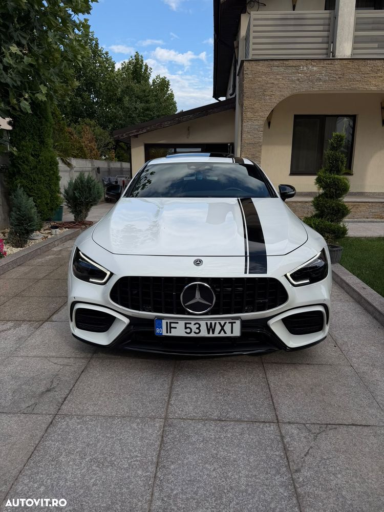 Mercedes-Benz AMG GT - 5