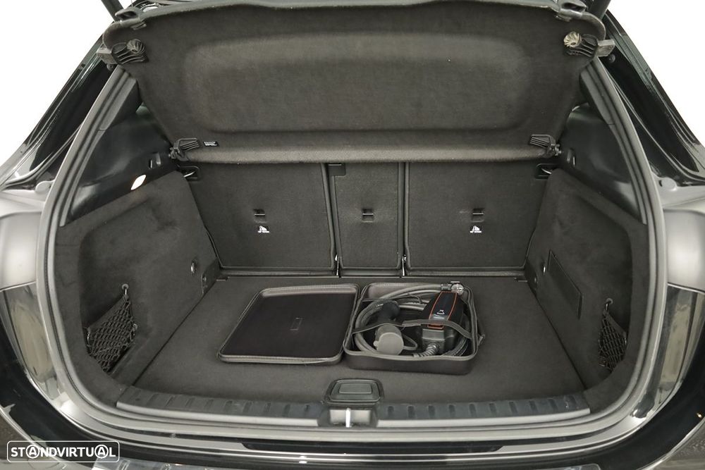 Mercedes-Benz gla-250 e - 23