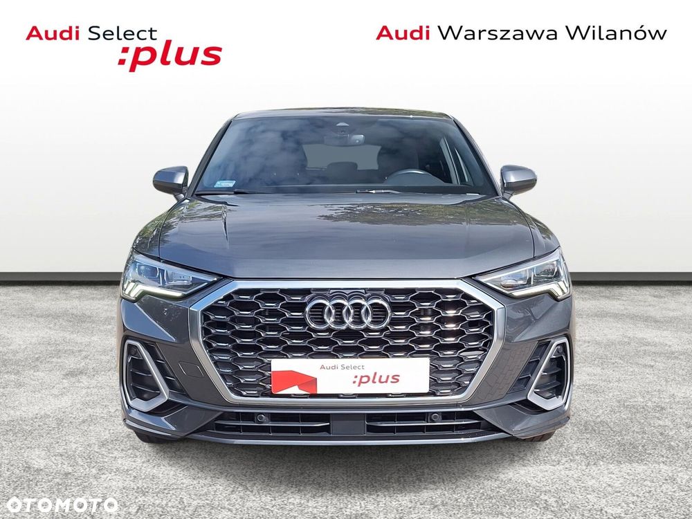 Audi Q3 Sportback - 8