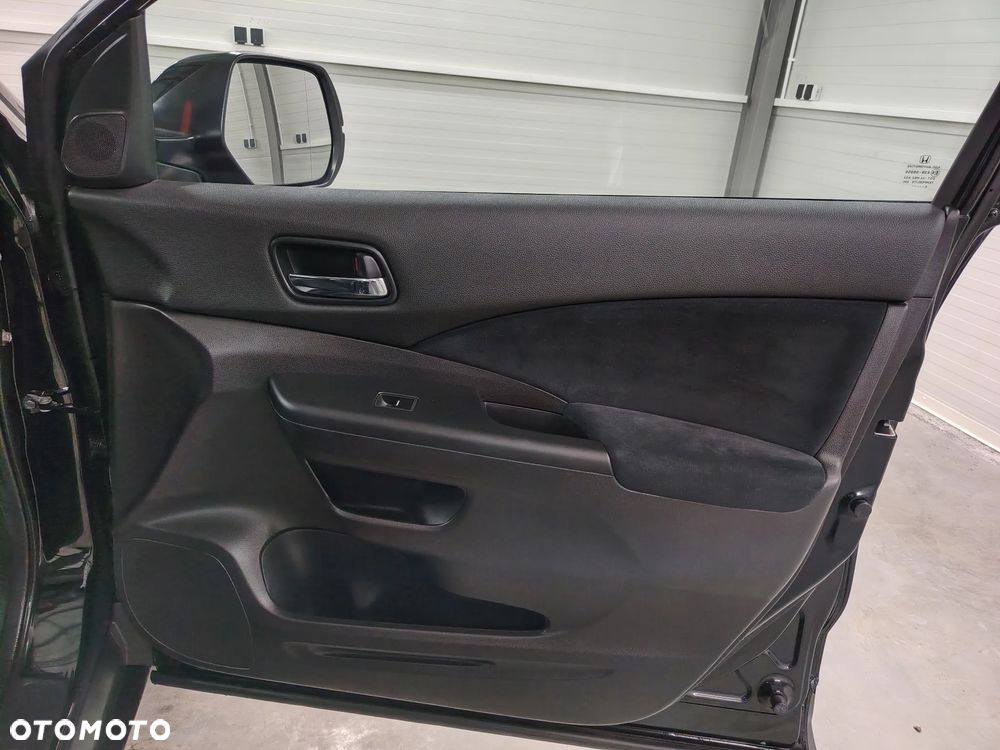 Honda CR-V 2.0 Elegance (2WD) - 32