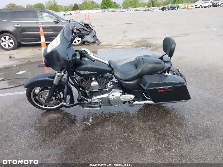 Harley-Davidson Dyna Super Glide - 1