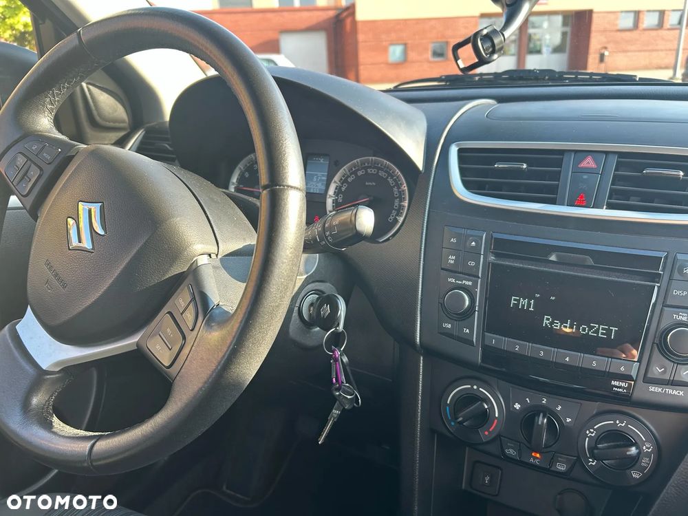 Suzuki Swift 1.2 30 Jahre - 11