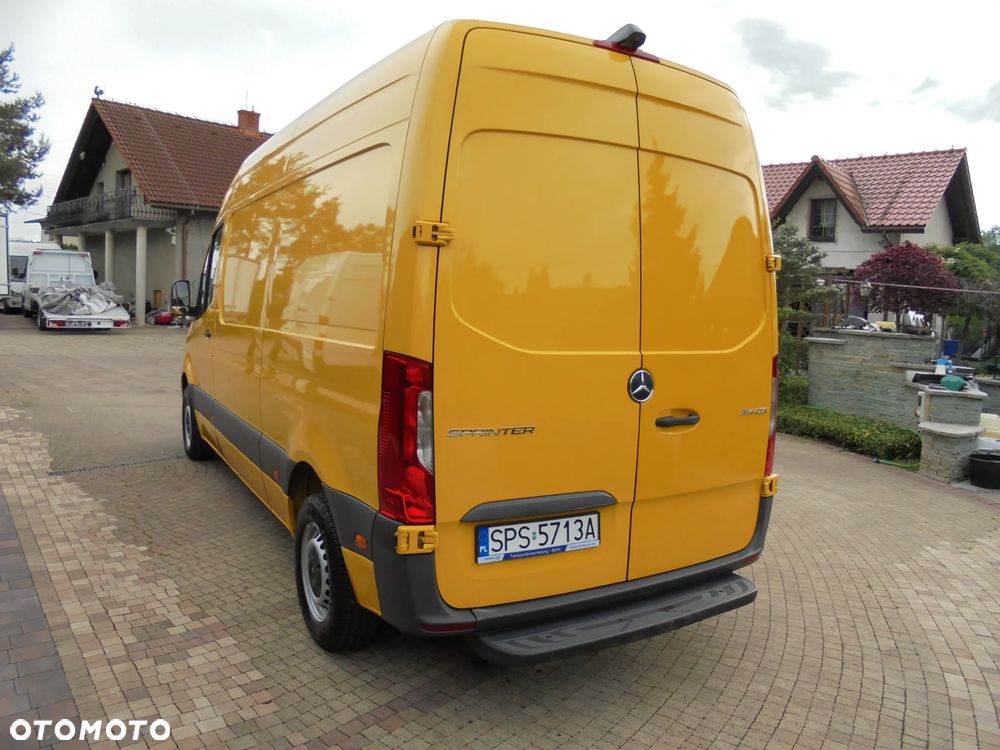 Mercedes-Benz SPRINTER - 5