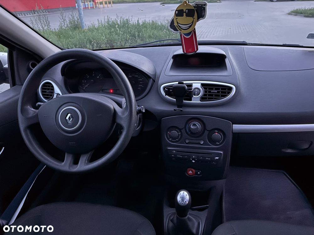 Renault Clio 1.5 dCi Alize - 19