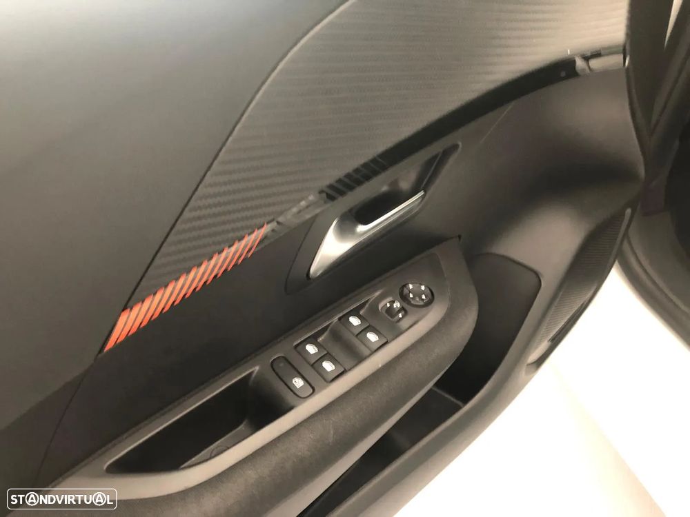 Peugeot 208 1.2 PureTech Active Pack - 8