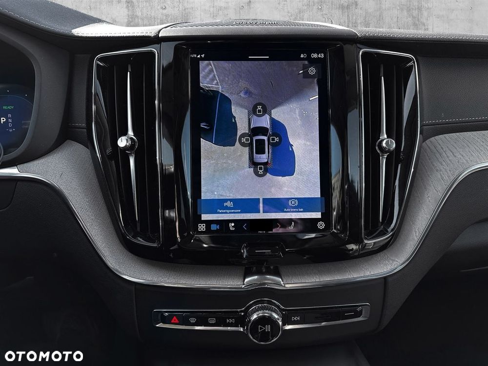 Volvo XC 60 T6 AWD Core - 18