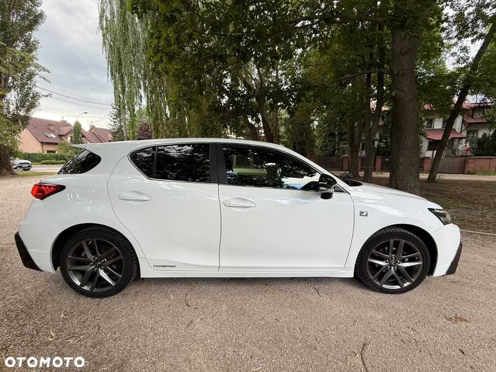 Lexus CT - 2