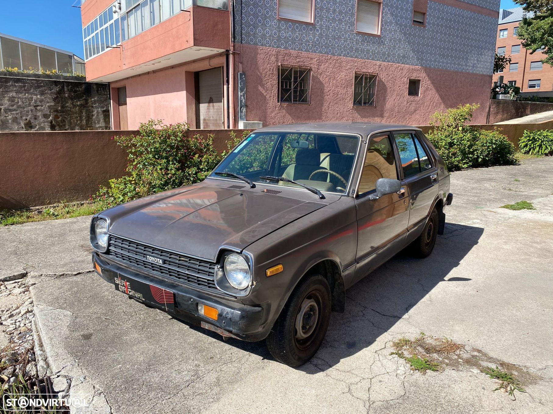 Toyota Starlet - 1