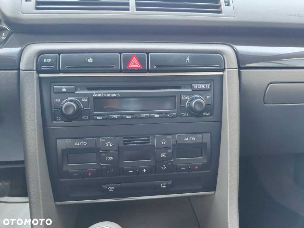 Audi A4 Limousine - 34