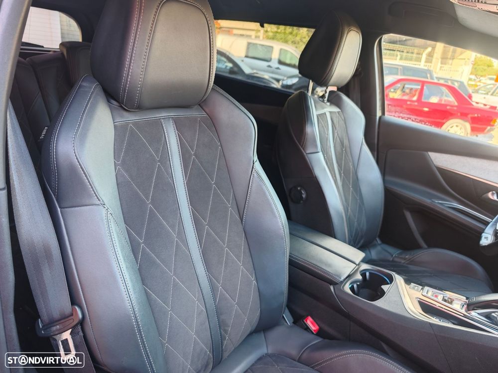 Peugeot 5008 2.0 BlueHDi GT EAT6 - 23