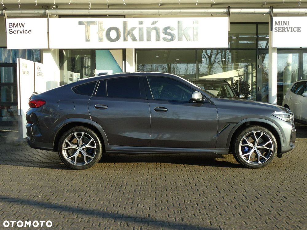 BMW X6 M50i - 6