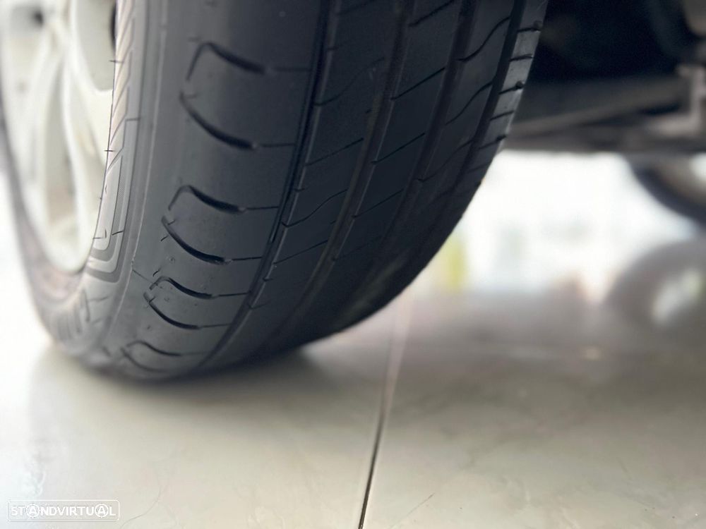 Mitsubishi Outlander 2.2 DI-D Instyle Navi - 9