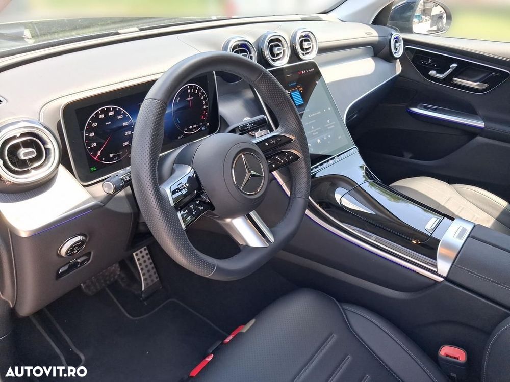 Mercedes-Benz GLC 300 e 4MATIC PHEV - 11