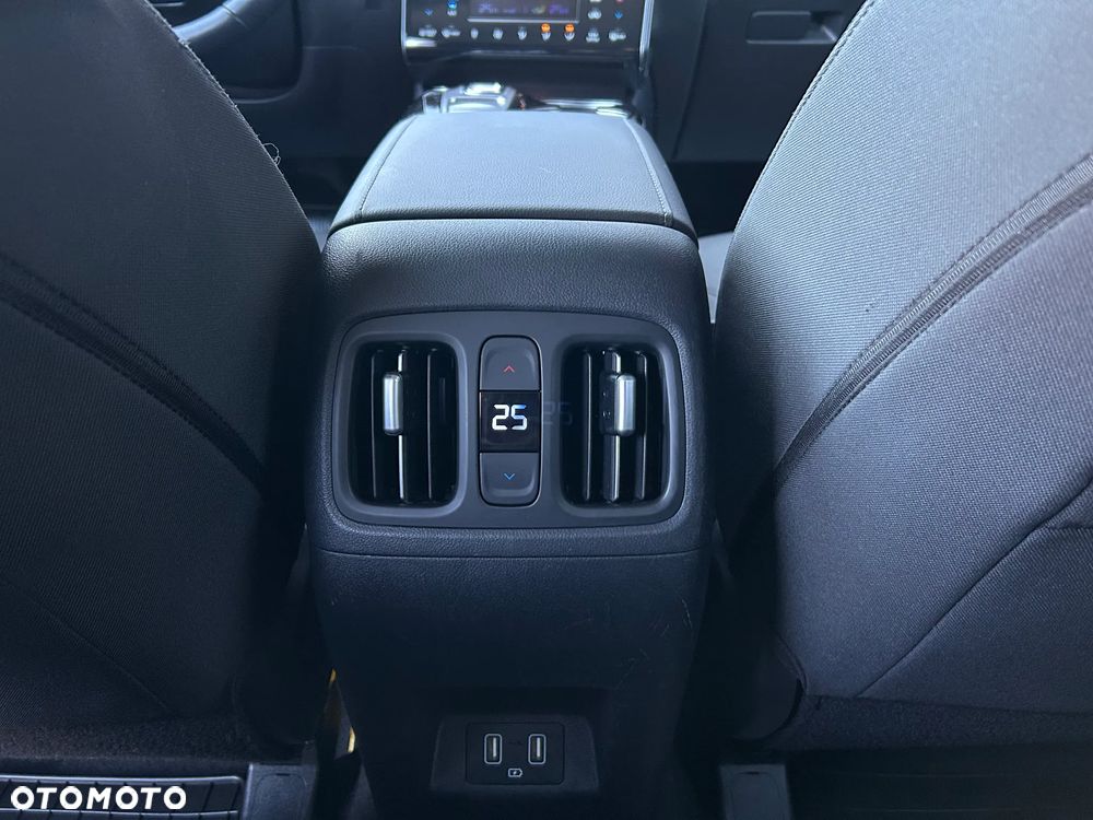 Hyundai Tucson 1.6 T-GDi HEV Executive 2WD - 20