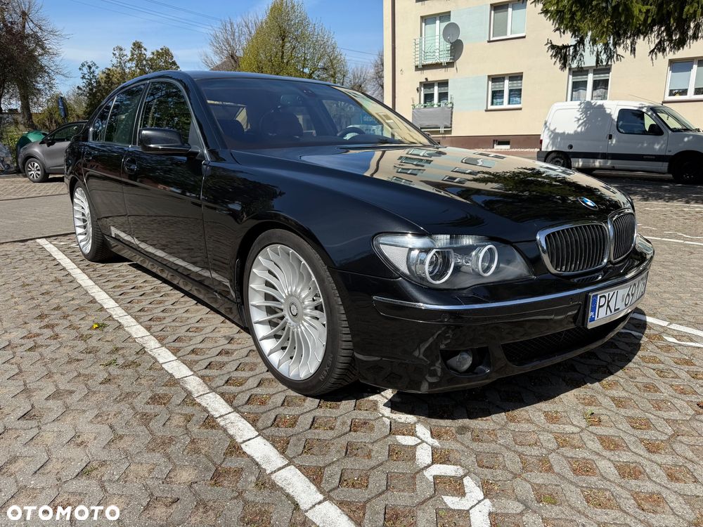 BMW Seria 7 750i - 2