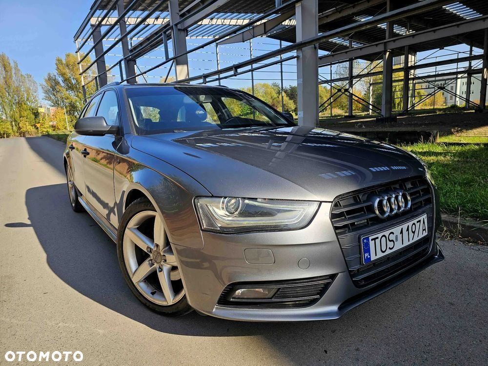 Audi A4 Avant 2.0 TDI Quattro S tronic - 12