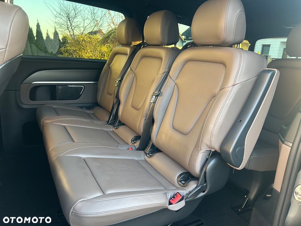 Mercedes-Benz Klasa V 300 d lang 4Matic 9G-TRONIC Exclusive Edition - 22