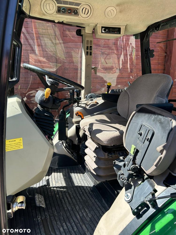 John Deere 5085M - 34