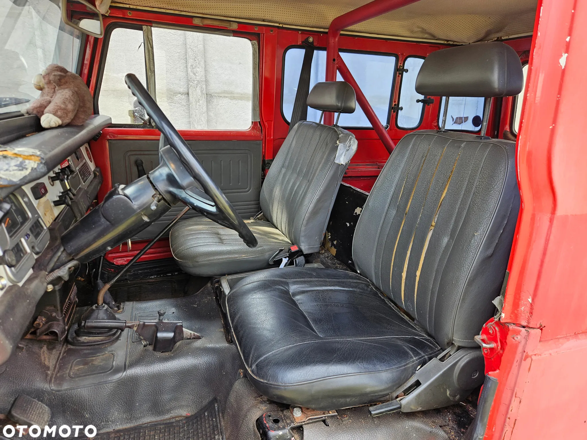 Toyota Land Cruiser - 12