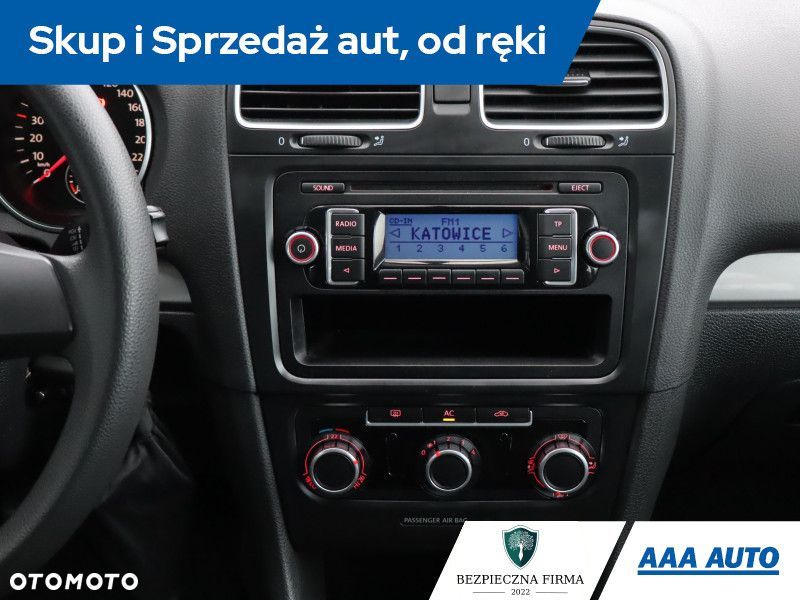 Volkswagen Golf - 14