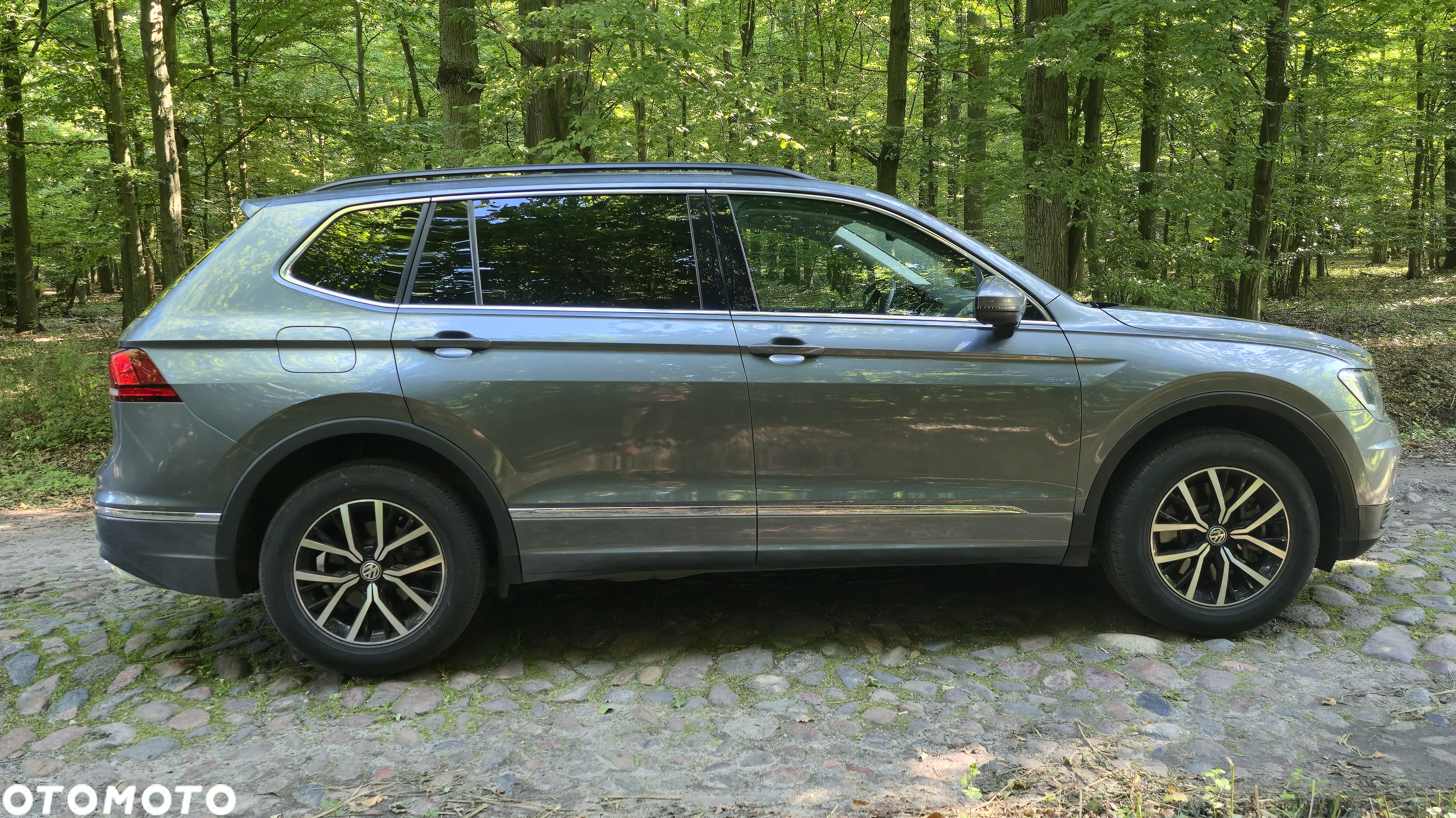 Volkswagen Tiguan 2.0 TSI 4Mot Comfortline DSG - 4