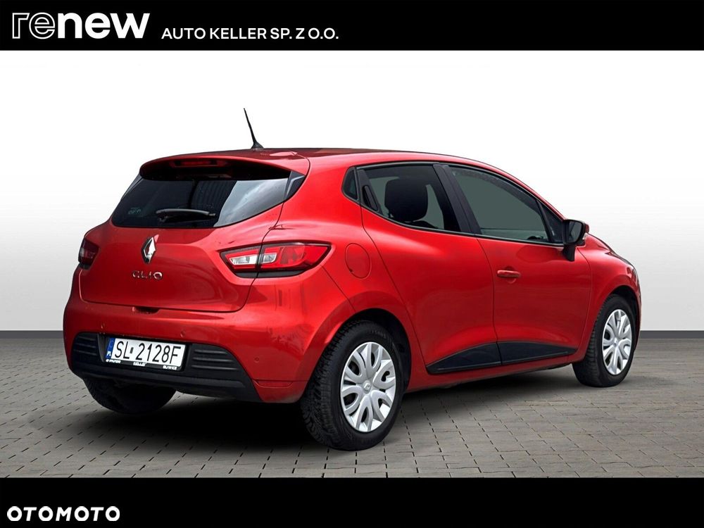 Renault Clio - 8