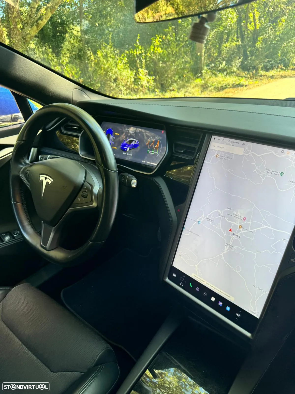 Tesla Model S - 12