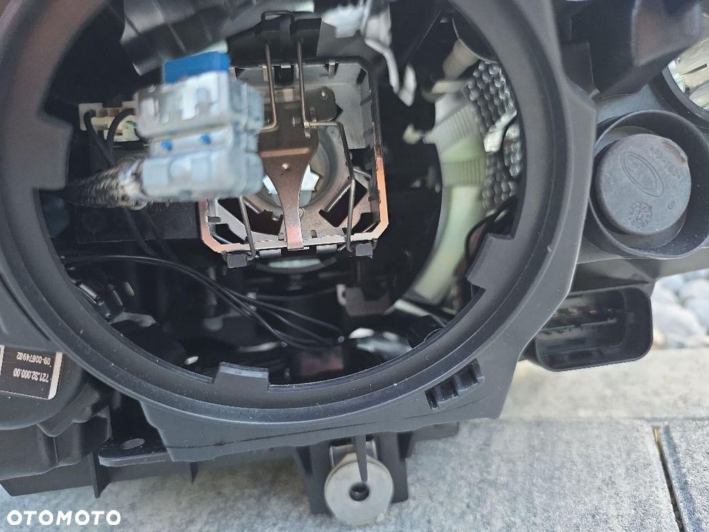 BMW 3 F30 F31 Lampa prawa przód Bi-Xenon Led 6311-7259526 - 12