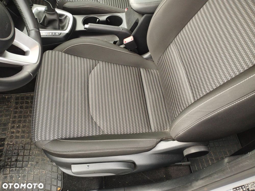 Kia Ceed 1.5 T-GDI M - 12