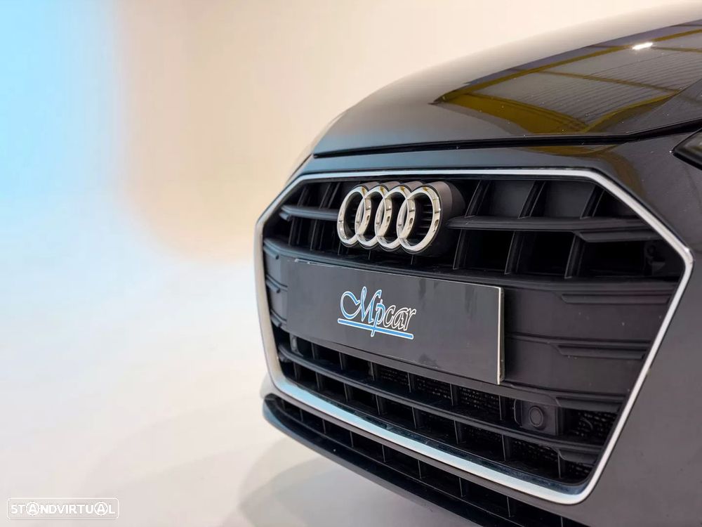 Audi A4 Avant 30 TDI S tronic - 13