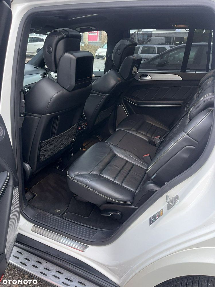 Mercedes-Benz GL 63 AMG - 21