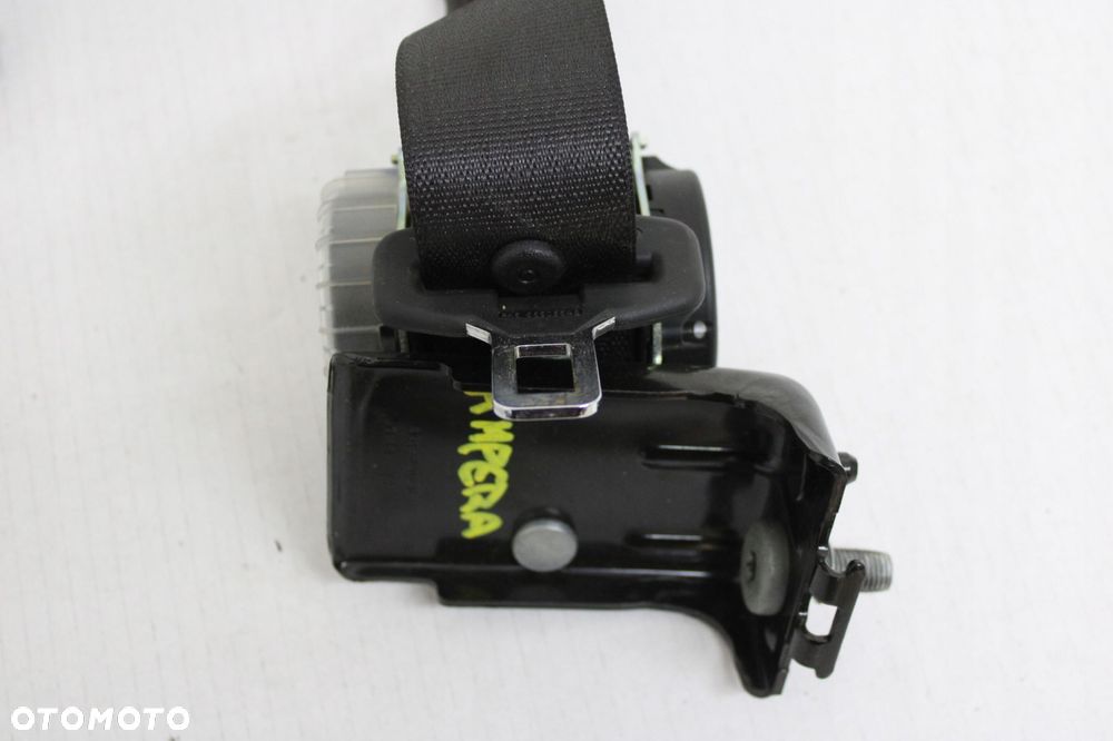 OPEL AMPERA CHEVROLET VOLT 11R- PAS BEZPIECZEŃSTWA PRAWY TYLNY TYŁ - 1