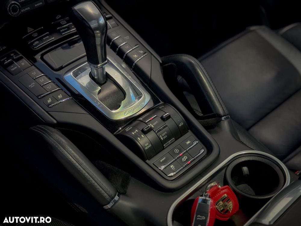 Porsche Cayenne Turbo S Tiptronic S - 29
