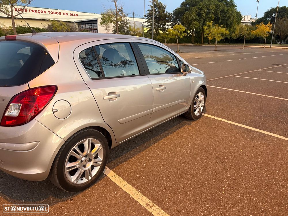Opel Corsa 1.2 Enjoy - 6