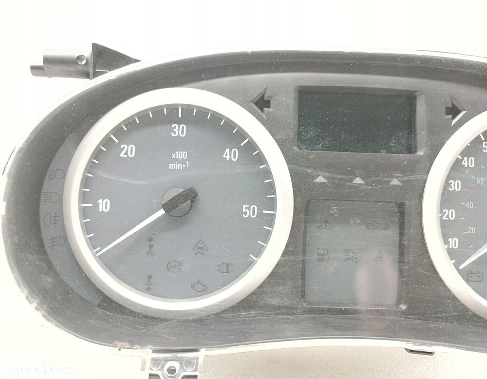 ZEGARY LICZNIK OPEL VIVARO TRAFIC LIFT 2.0 DCI P8201297597-F - 2