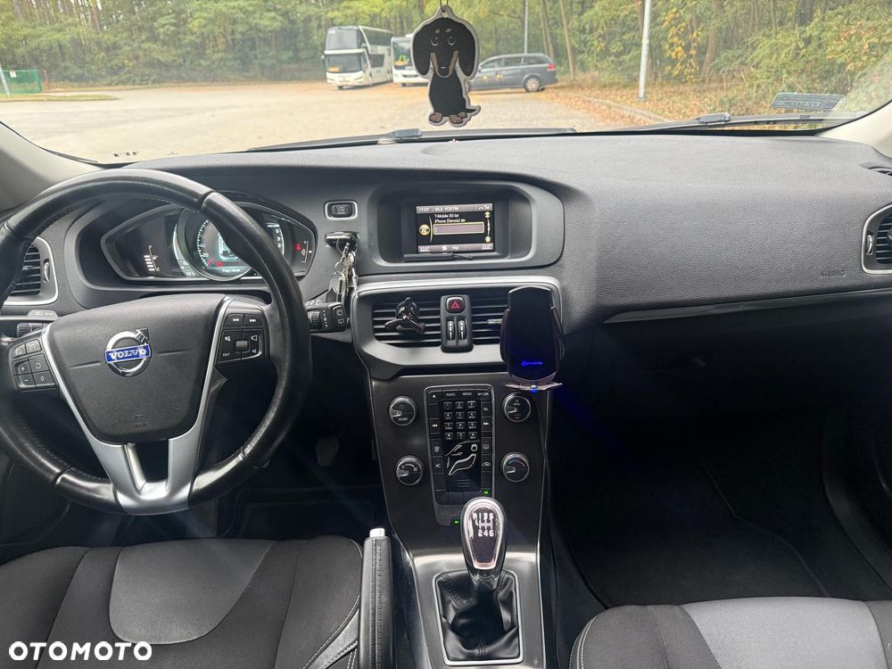 Volvo V40 - 10