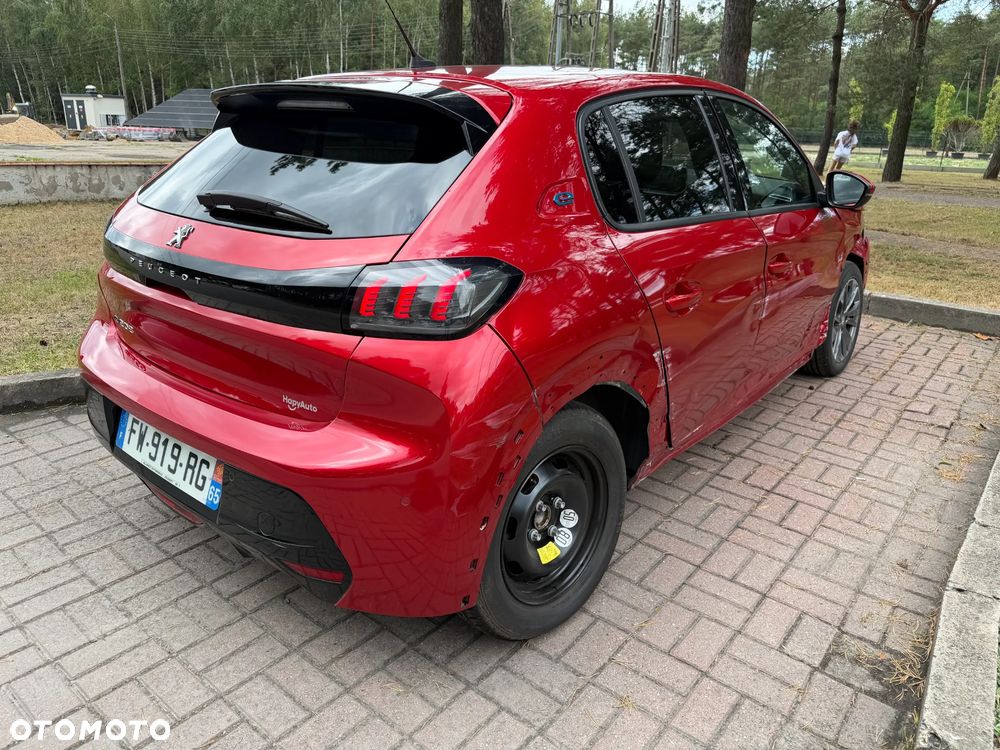 Peugeot 208 - 3