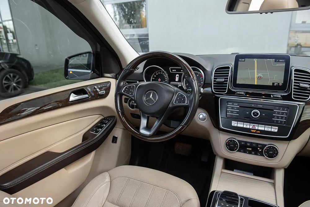 Mercedes-Benz GLE 400 4-Matic 9G-TRONIC - 35