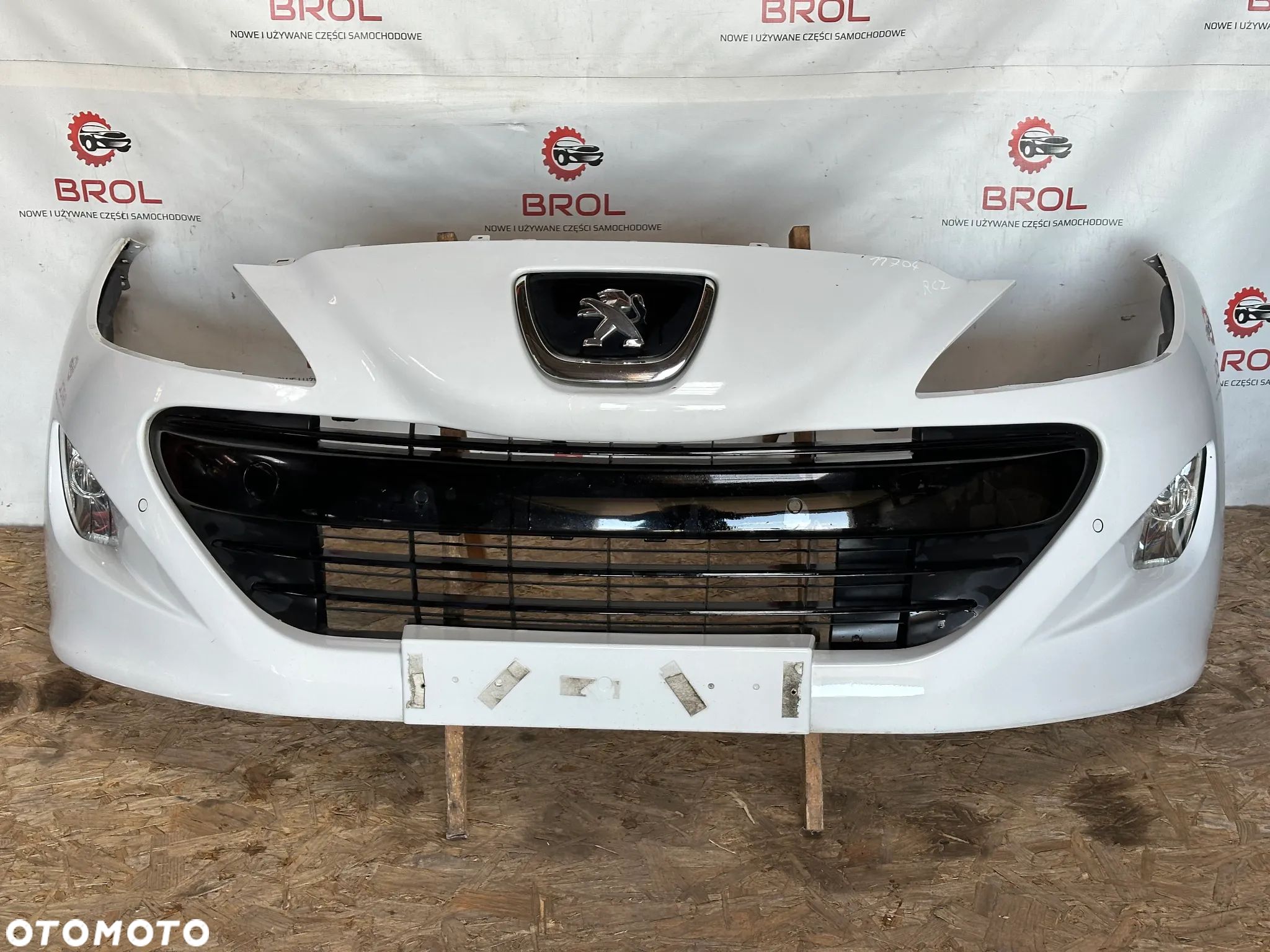 ZDERZAK PRZEDNI PEUGEOT RCZ   PDC  KWFA - 1