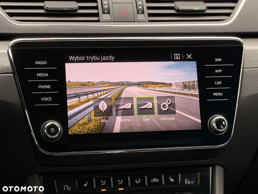 Skoda Superb 1.4 TSI Plug-In Hybrid Style DSG - 38