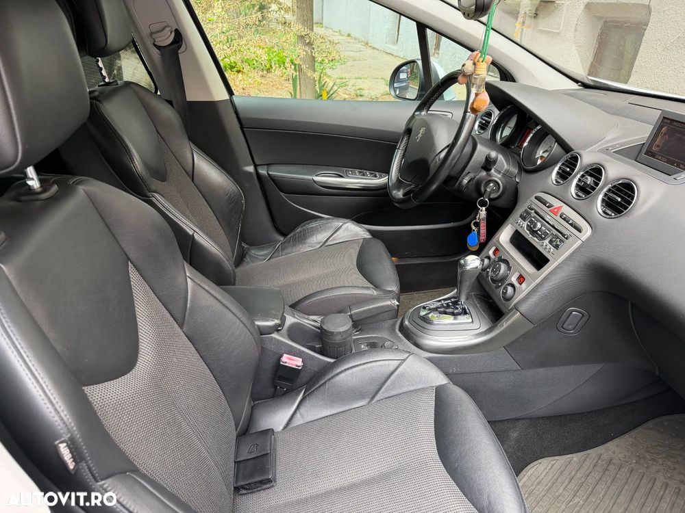 Peugeot 308 - 5