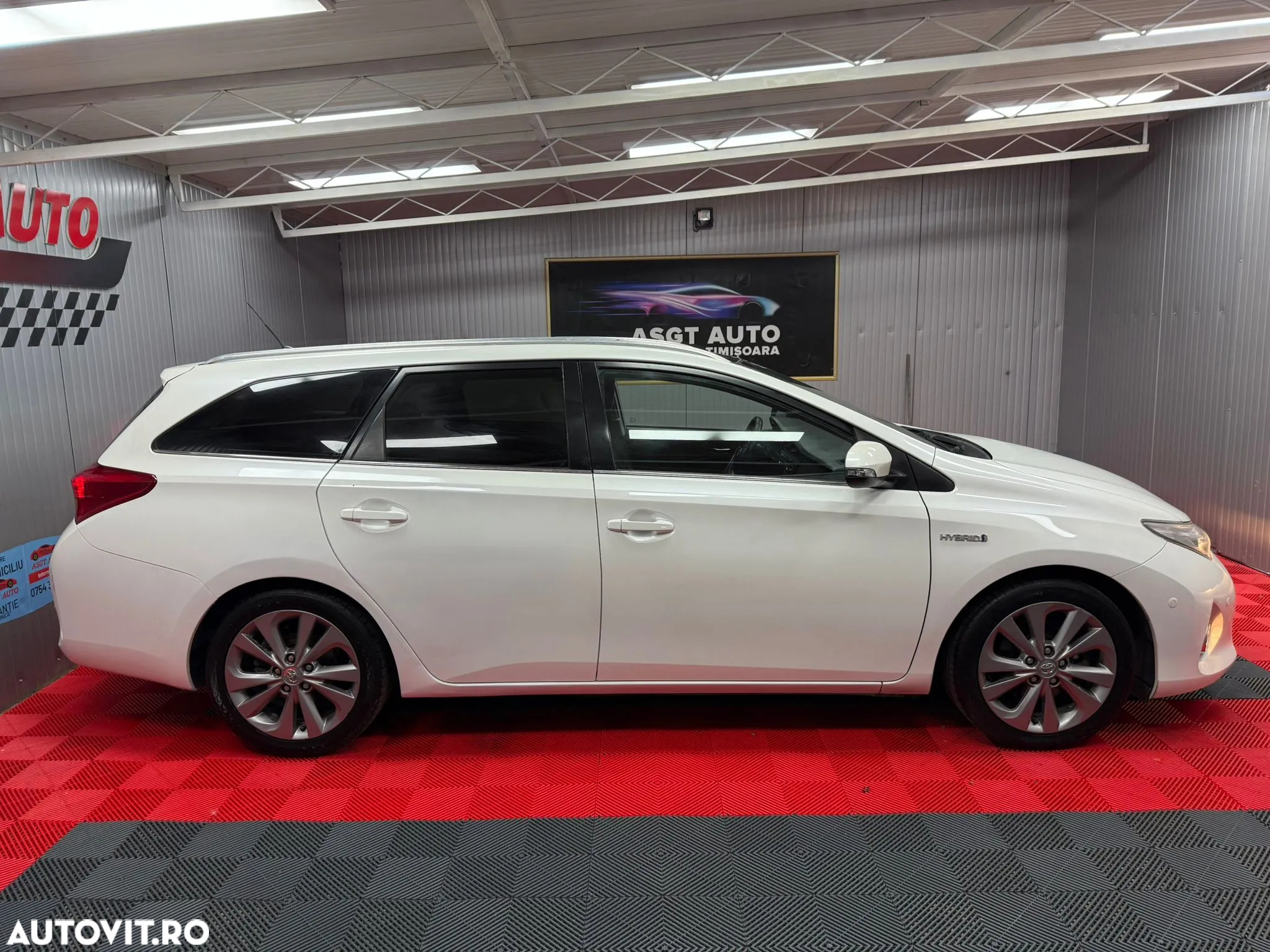 Toyota Auris - 21