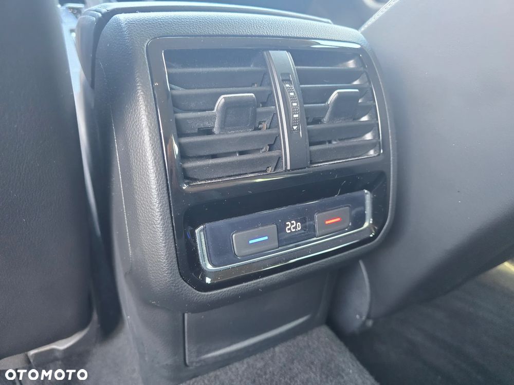 Volkswagen Passat Alltrack 2.0 TDI SCR 4Motion DSG - 20