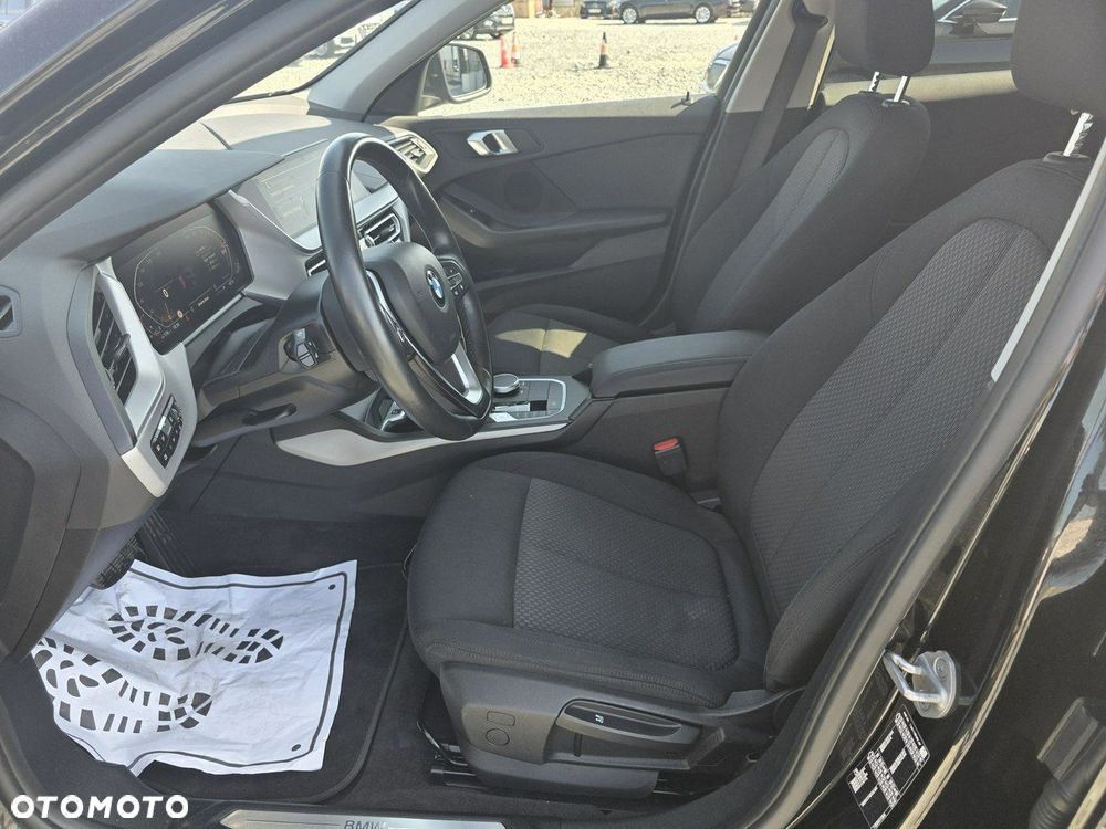 BMW Seria 1 118i Advantage - 13