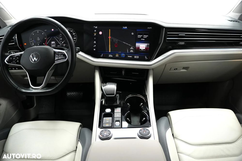 Volkswagen Touareg V6 TDI 4MOTION Elegance - 7