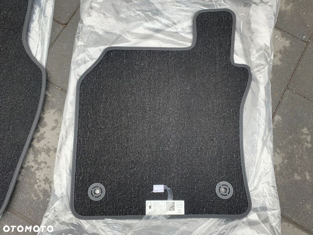 DYWANIKI WELUROWE AUDI Q2 81A JAK NOWE KOMPLET UK - 6